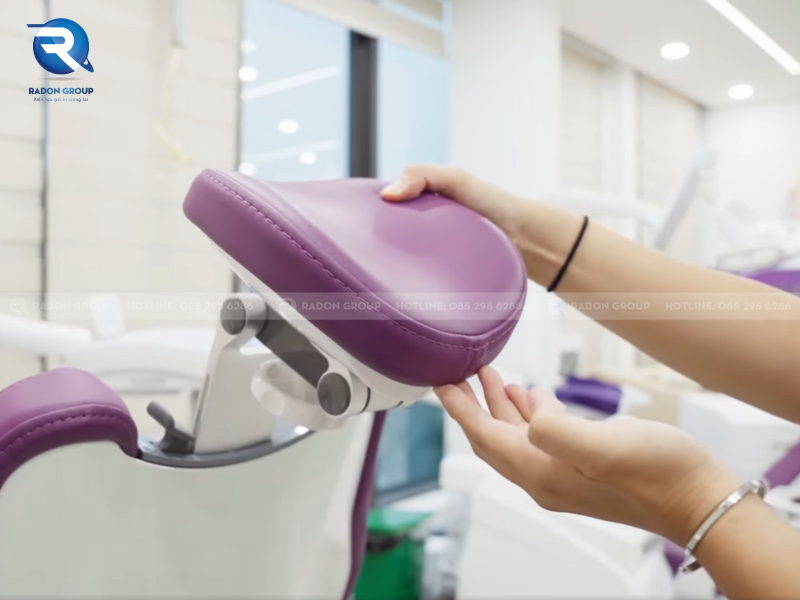 Tựa đầu thoải mái có thể điều chỉnh