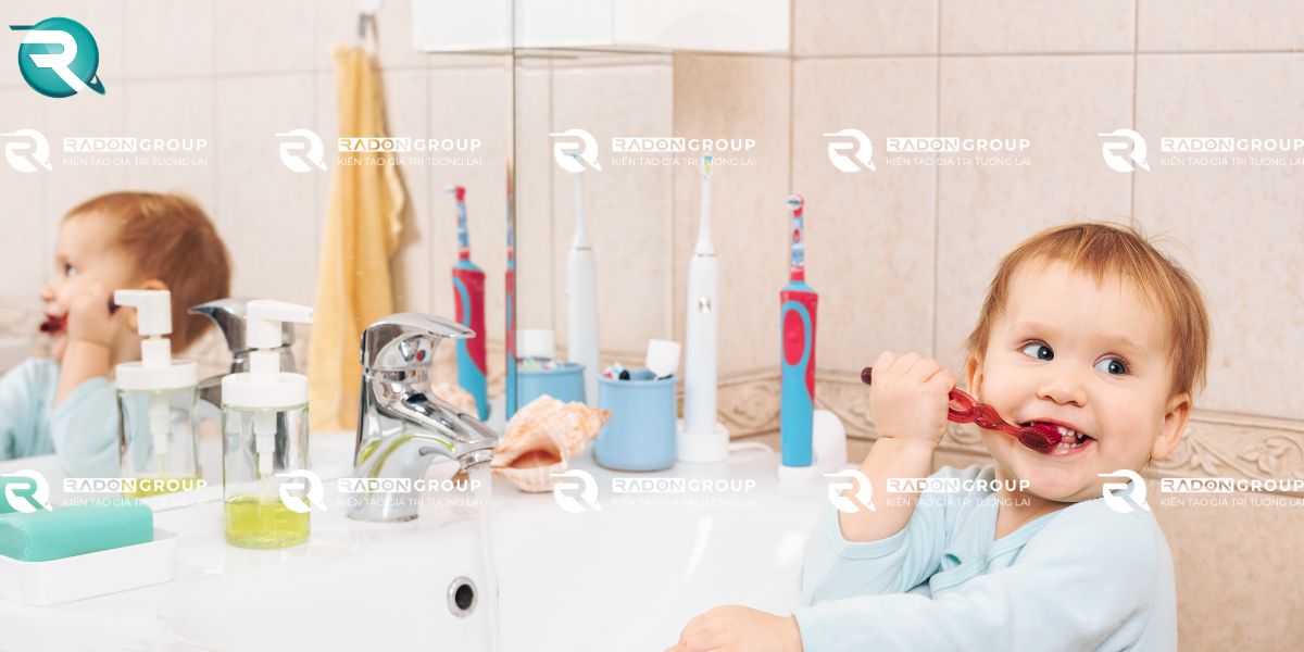 Hướng dẫn bé vệ sinh răng miệng đúng cách