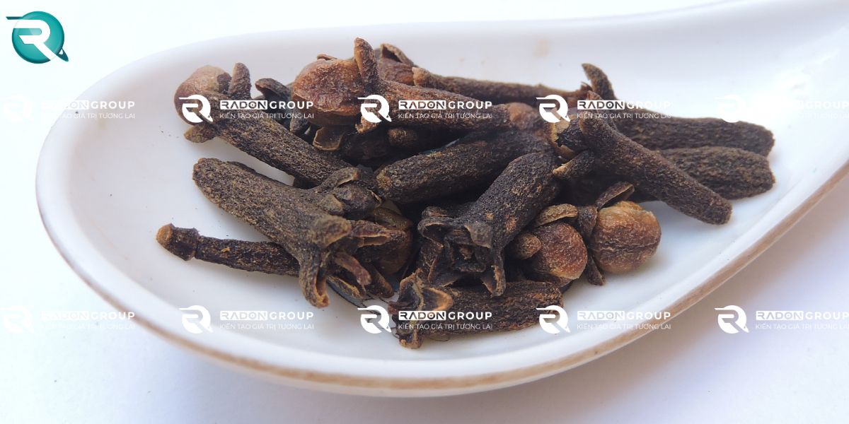 Ứng dụng phổ biến của Eugenol trong đời sống