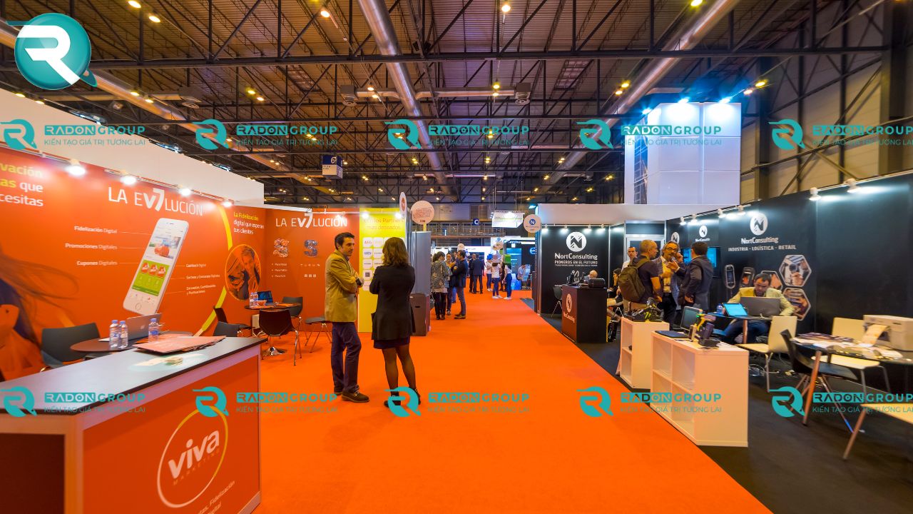 Marketing offline (tờ rơi, sự kiện, hợp tác địa phương)